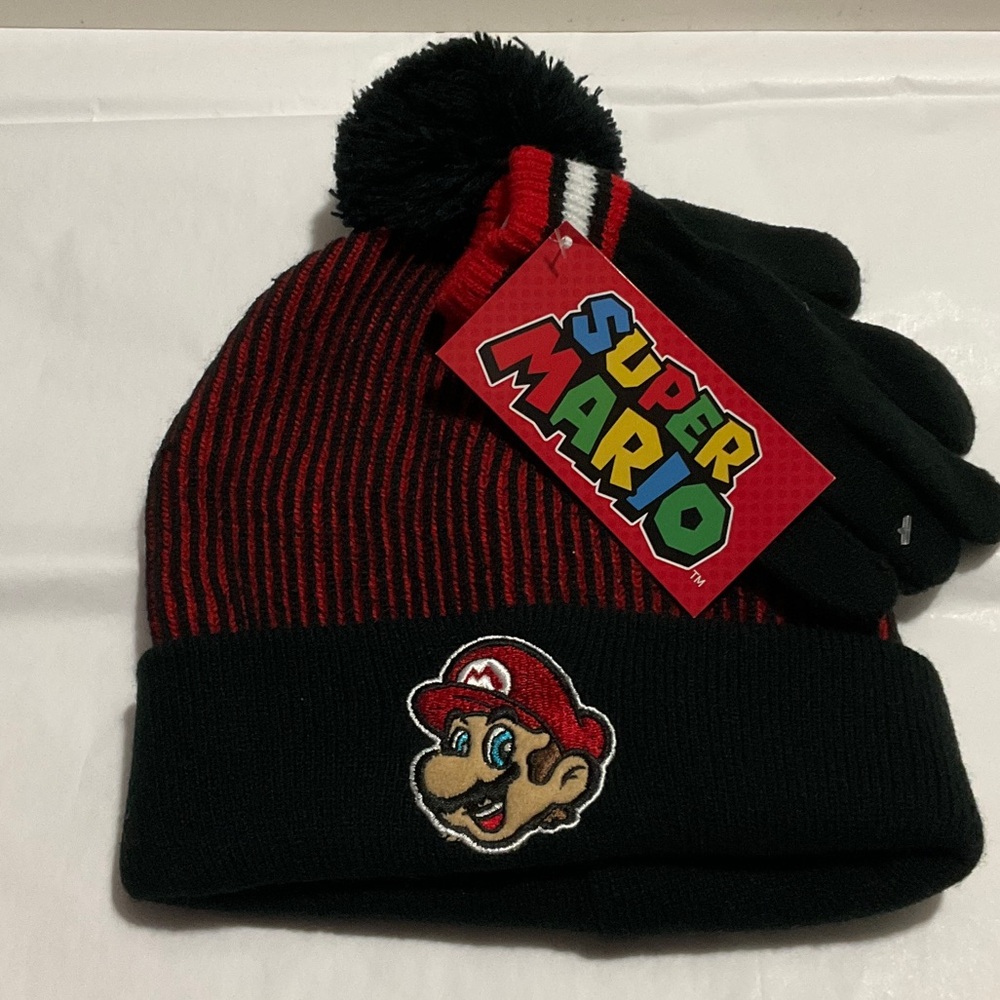 Super Mario Black and Red Beanie with Gloves
